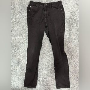 Seven7 Jeans size 6